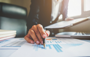 Como Contratar e Pagar Menos Impostos?